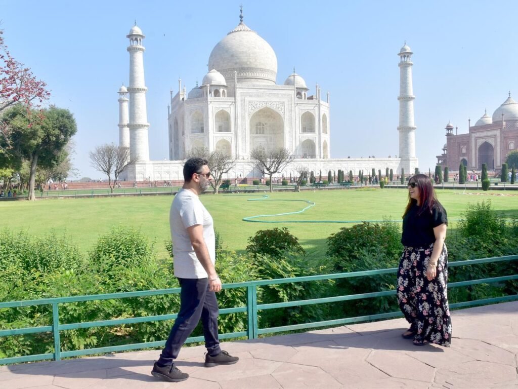 Sunrise Taj Mahal Tour From Delhi