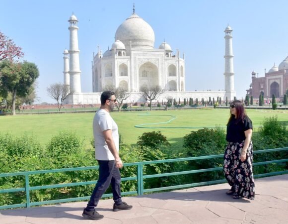 3 Days Delhi Agra Taj Mahal Luxury Tour